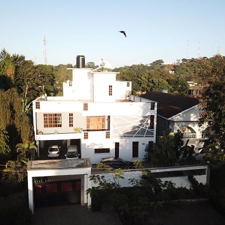 Arusha Royal Bed and Breakfast Εξωτερικό φωτογραφία