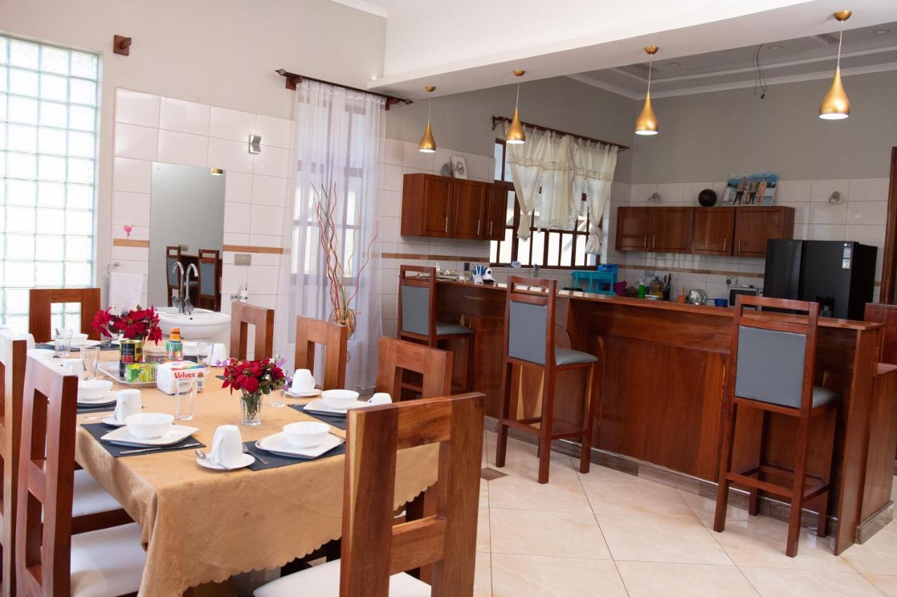 Arusha Royal Bed and Breakfast Εξωτερικό φωτογραφία